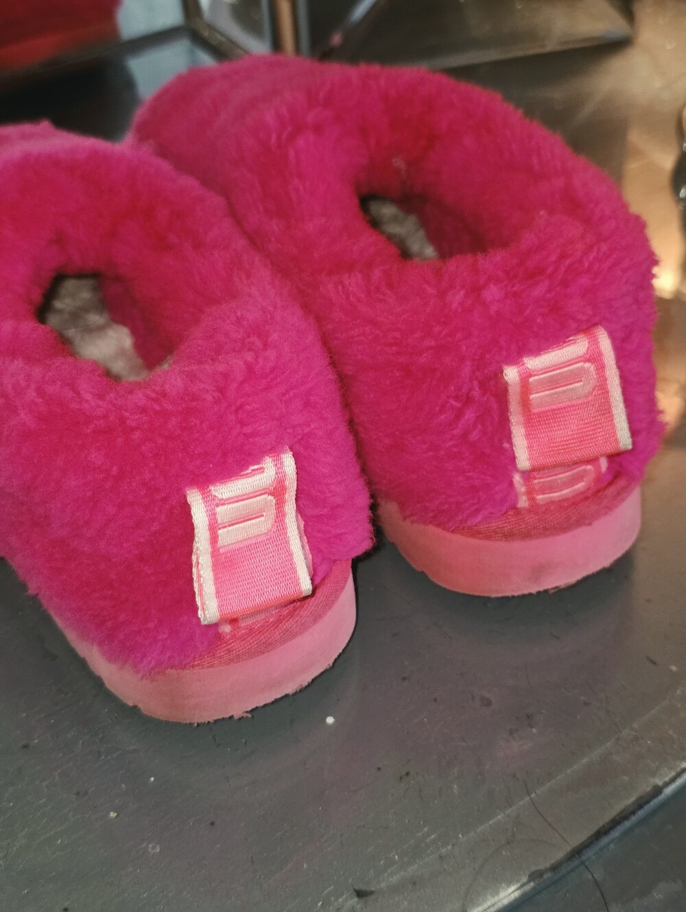 UGG COZY BOOTIE SZ 9